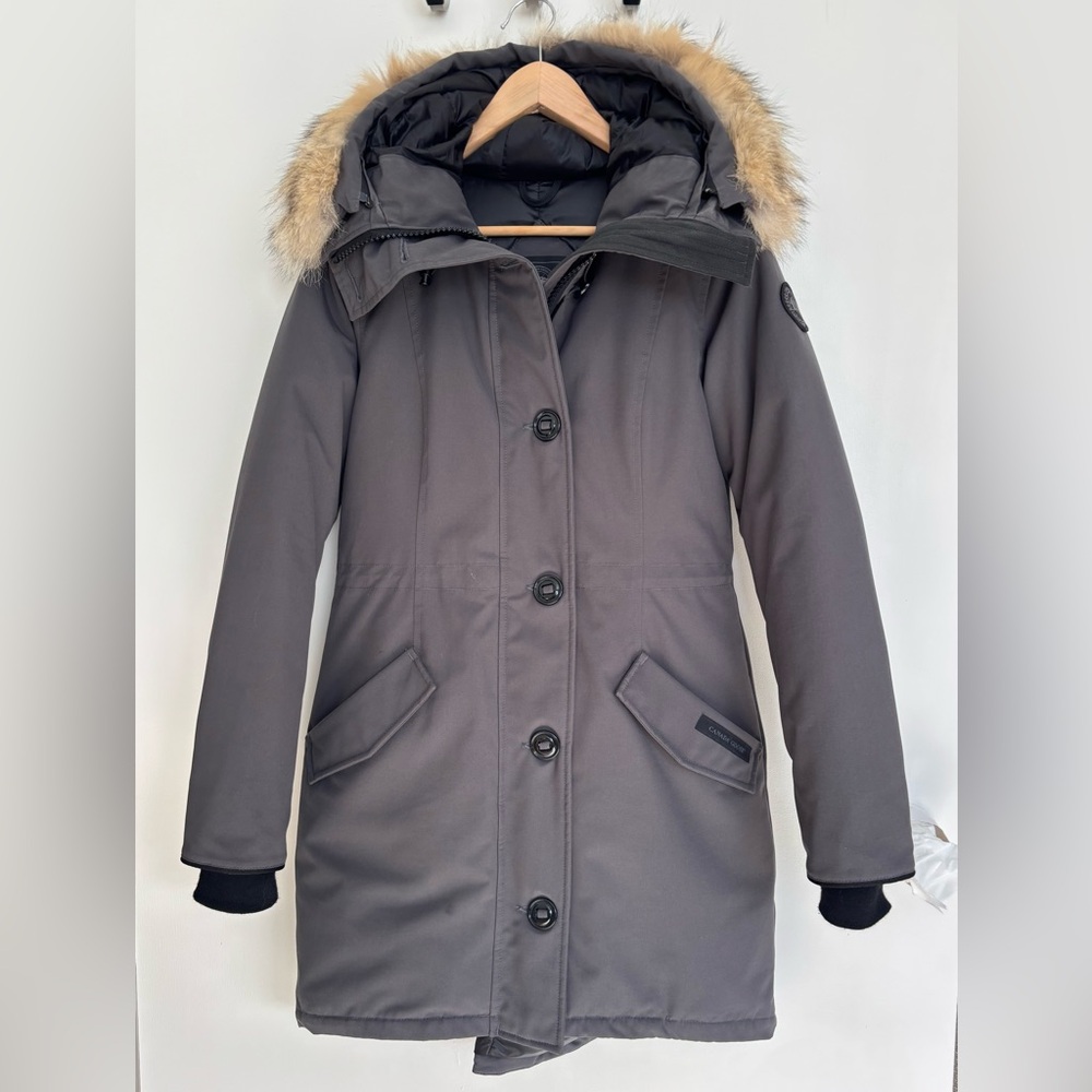 CANADA GOOSE Women’s Rossclair Parka w/Fur Hood, Size S, Like New Condition